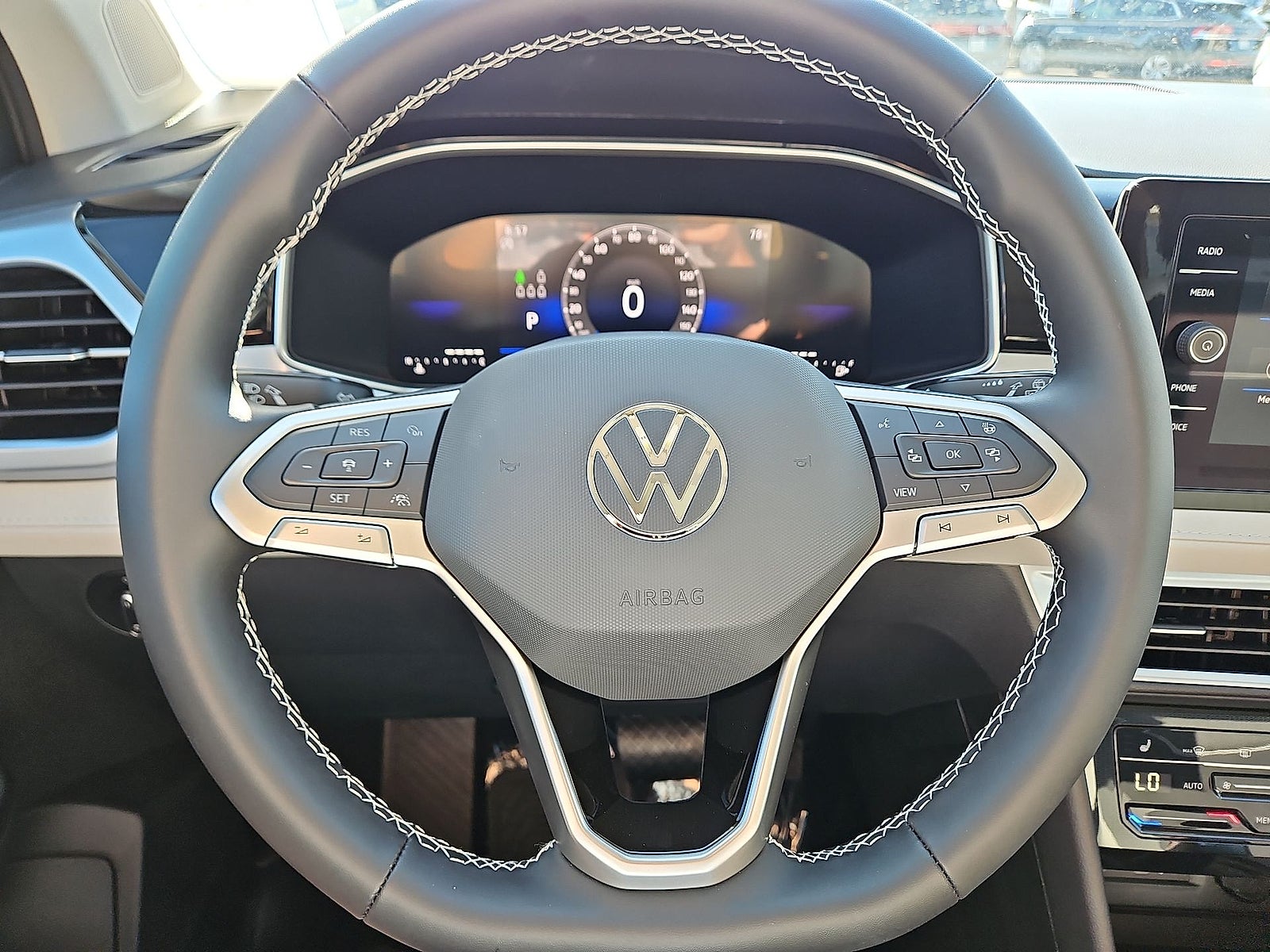 2027 Volkswagen Taos SE