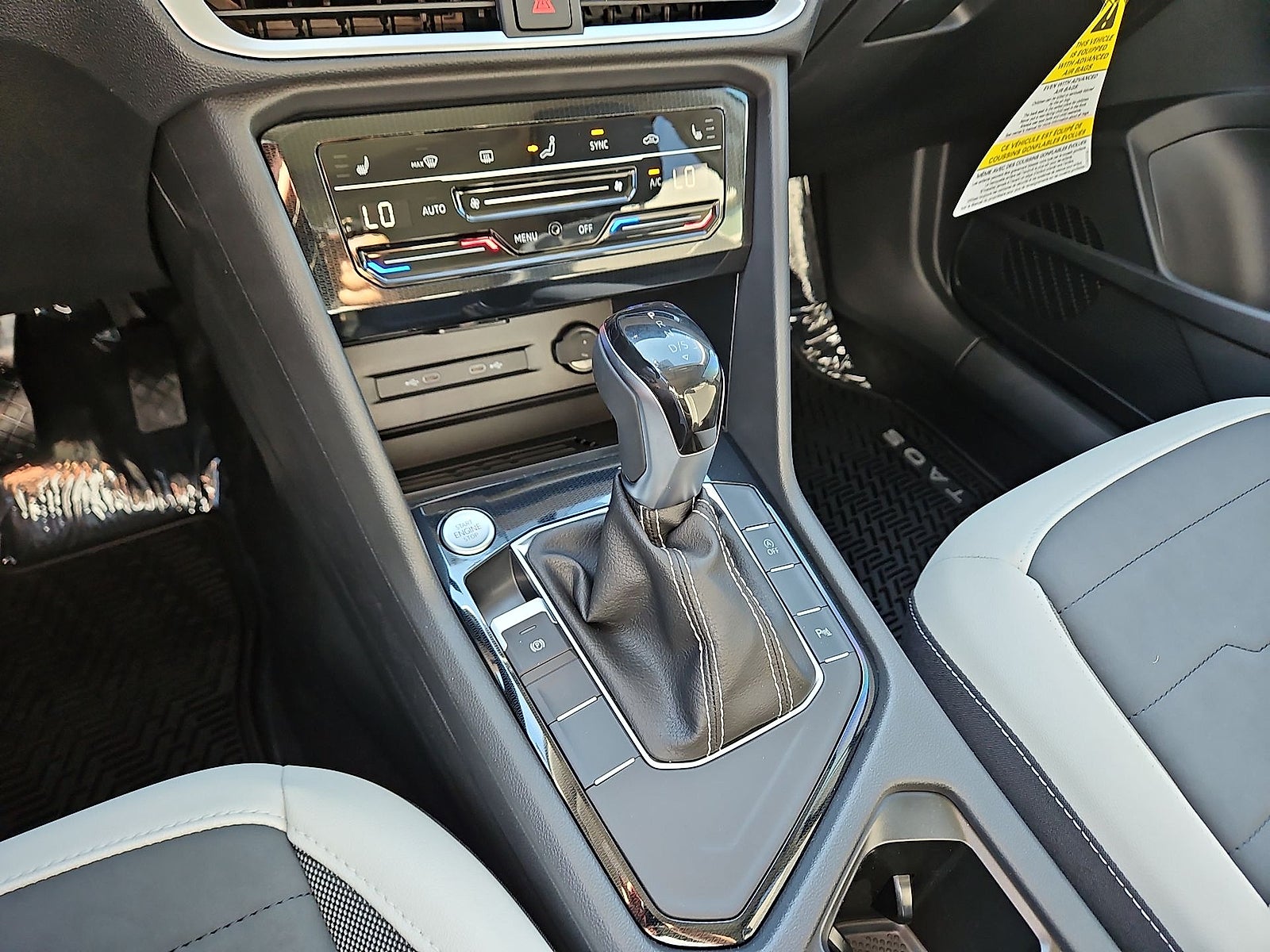 2027 Volkswagen Taos SE