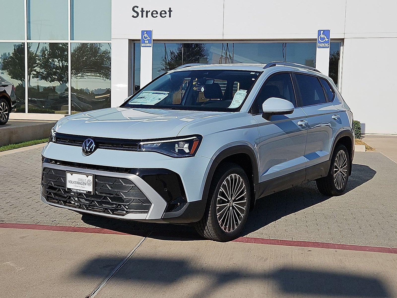 2027 Volkswagen Taos SE