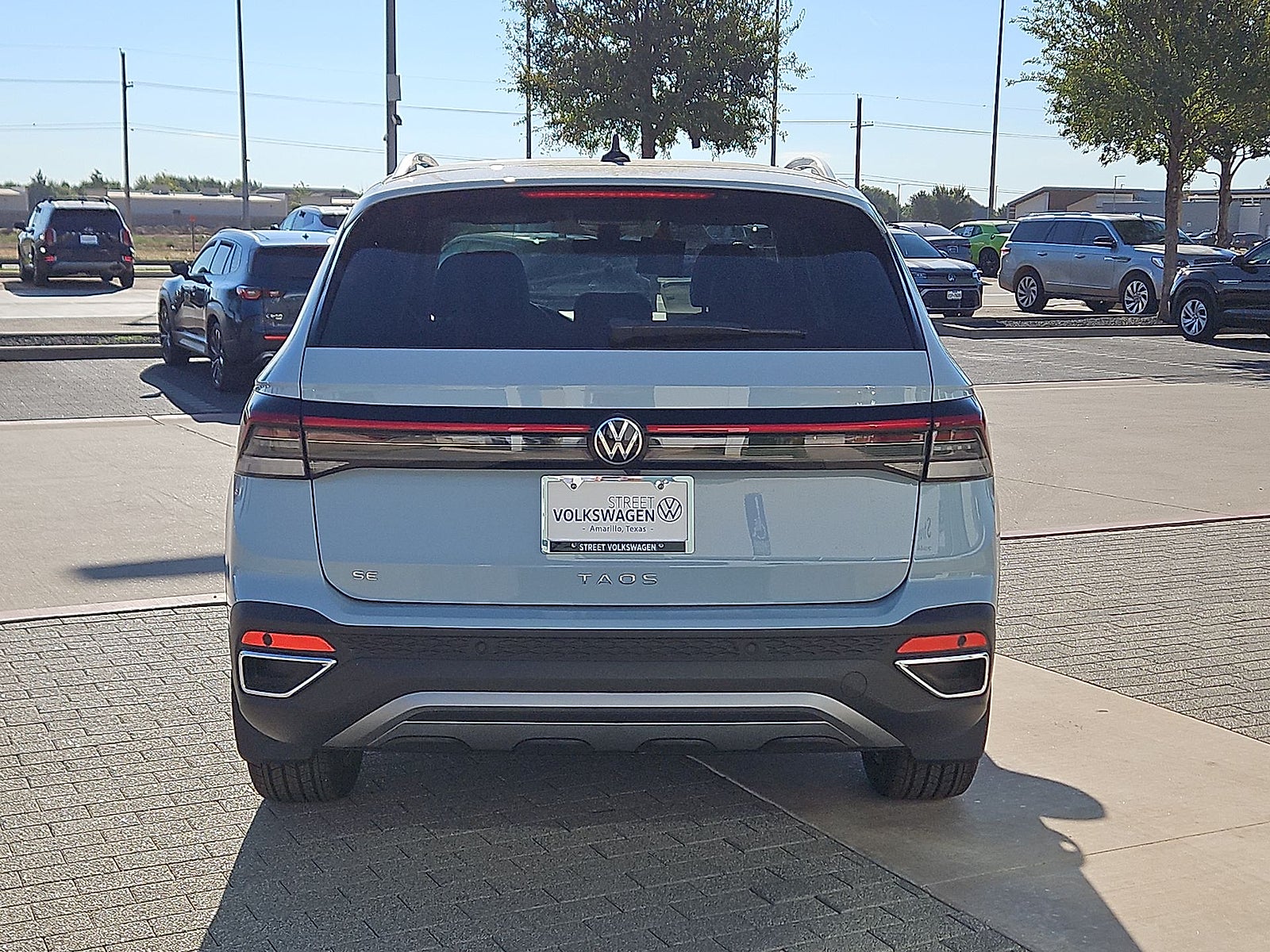 2027 Volkswagen Taos SE