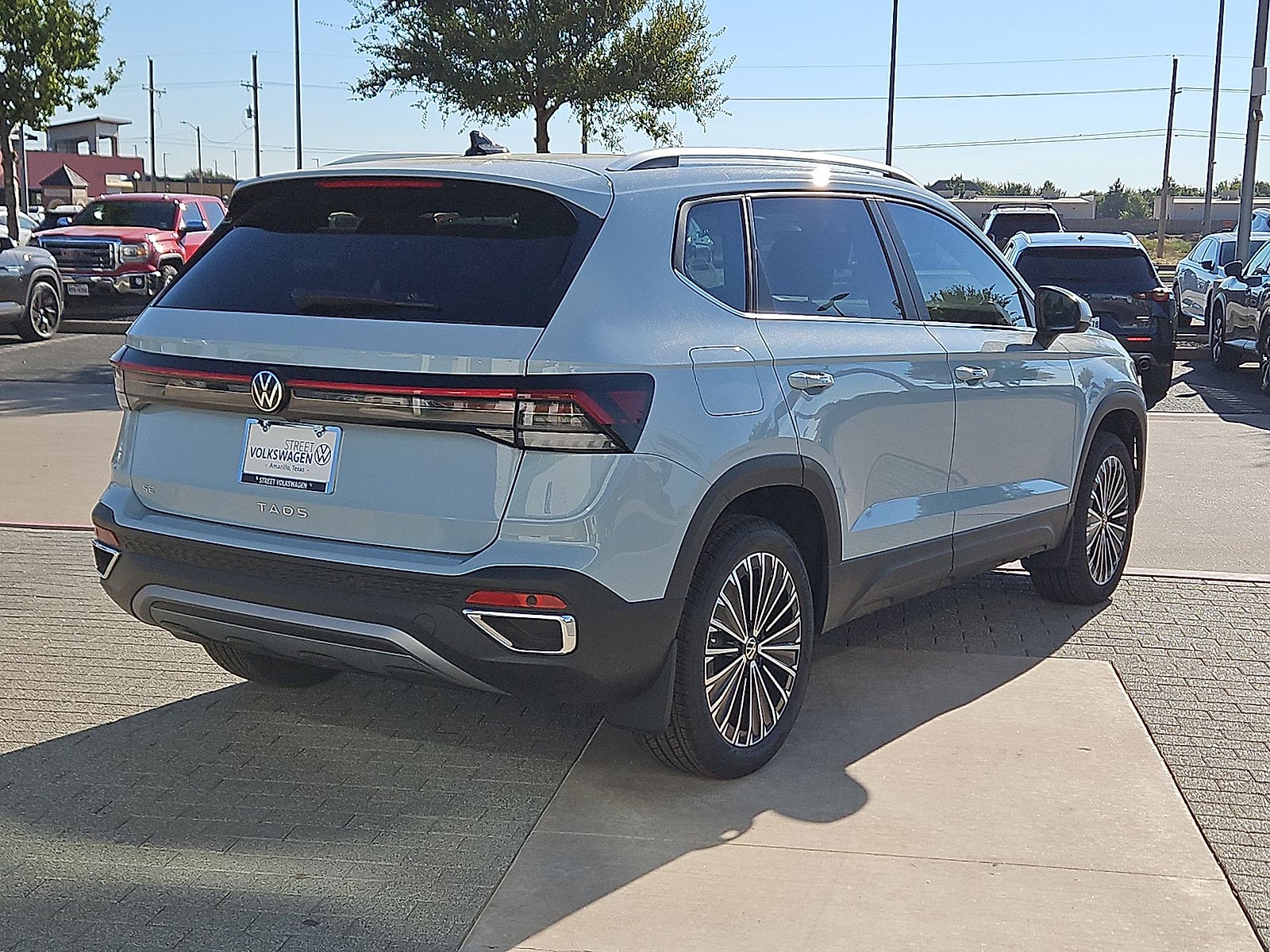 2027 Volkswagen Taos SE