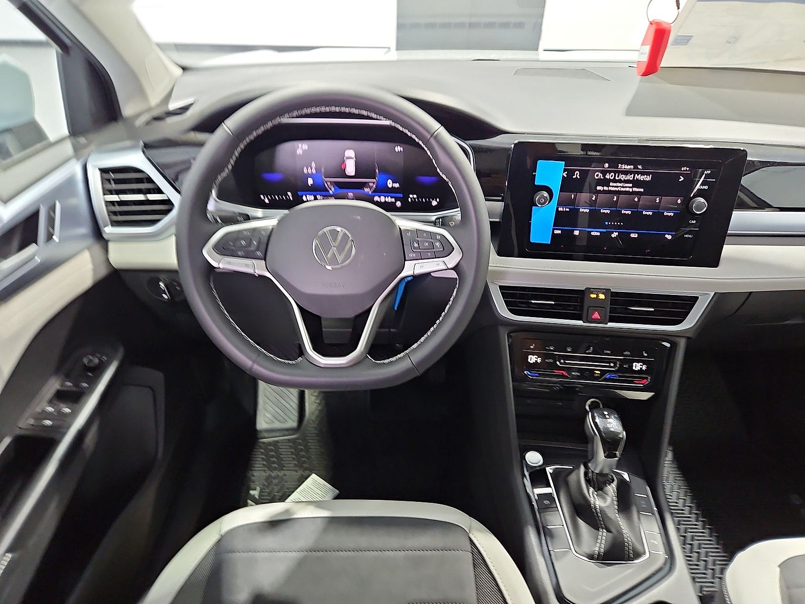 2027 Volkswagen Taos SE