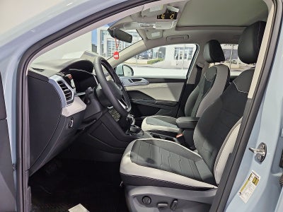 2027 Volkswagen Taos SE