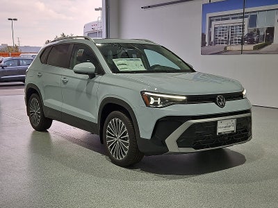2027 Volkswagen Taos SE