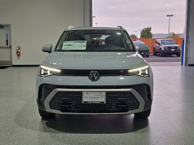 2027 Volkswagen Taos SE
