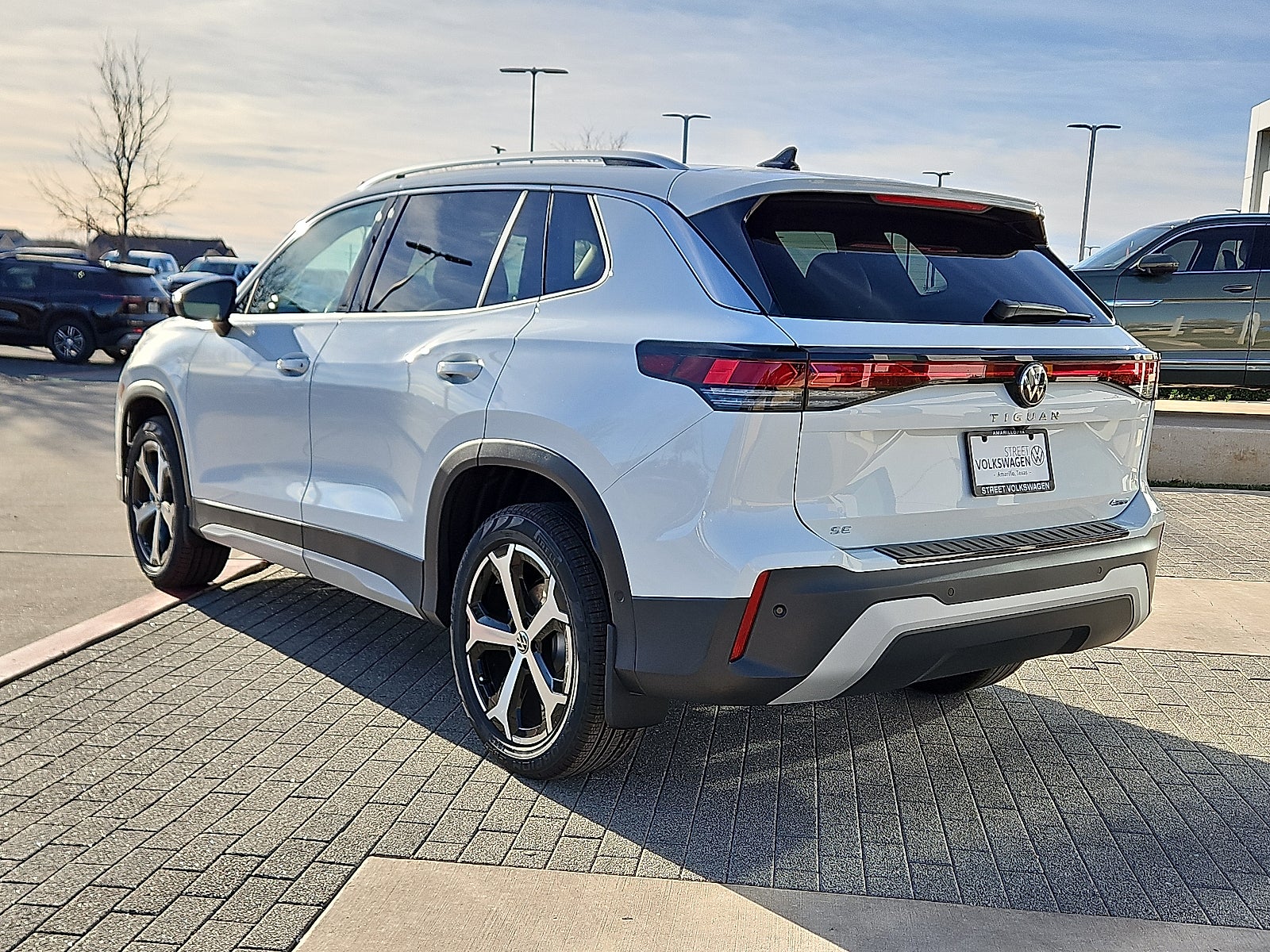 2026 Volkswagen Tiguan 2.0T SE