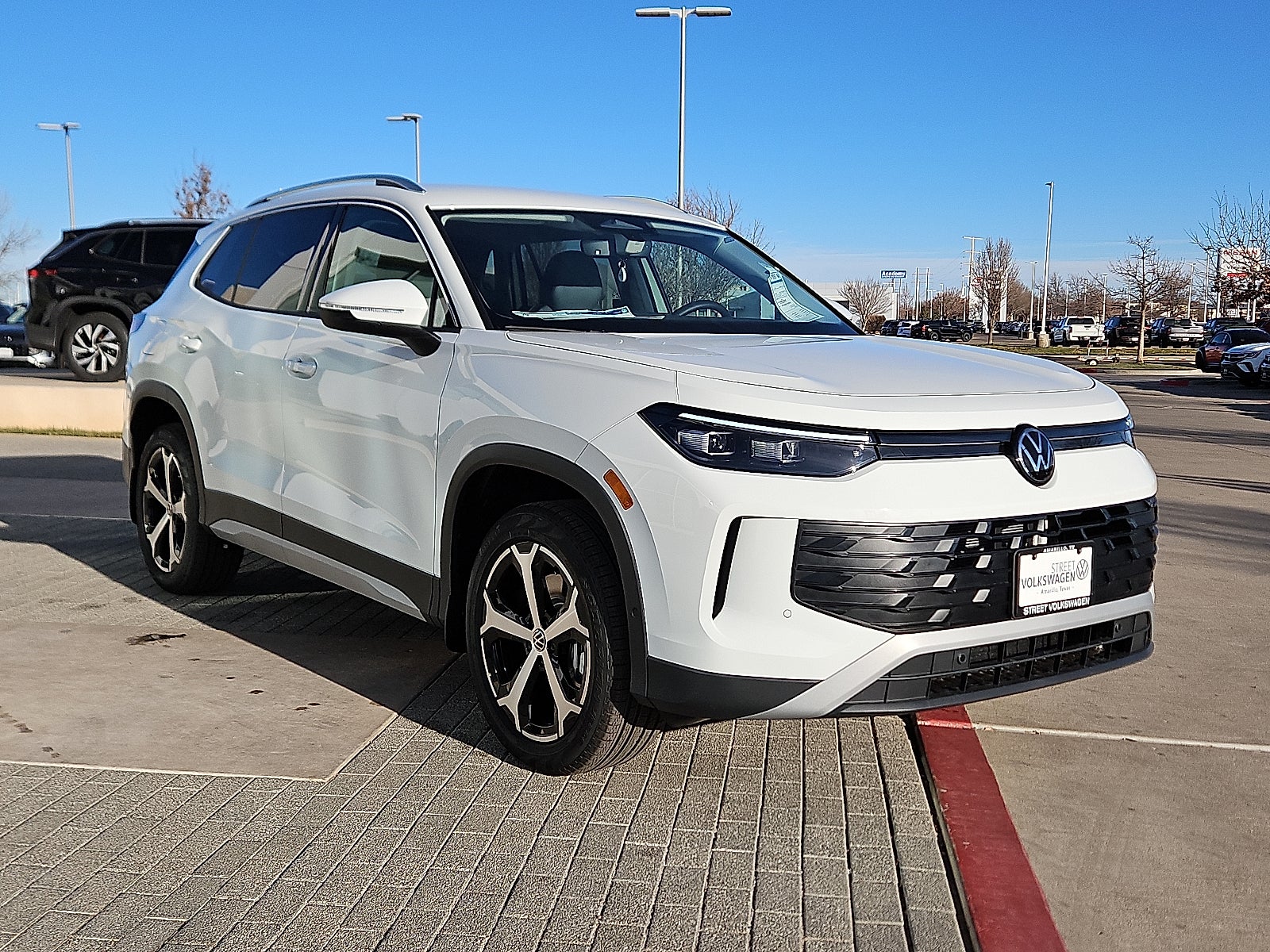 2026 Volkswagen Tiguan 2.0T SE