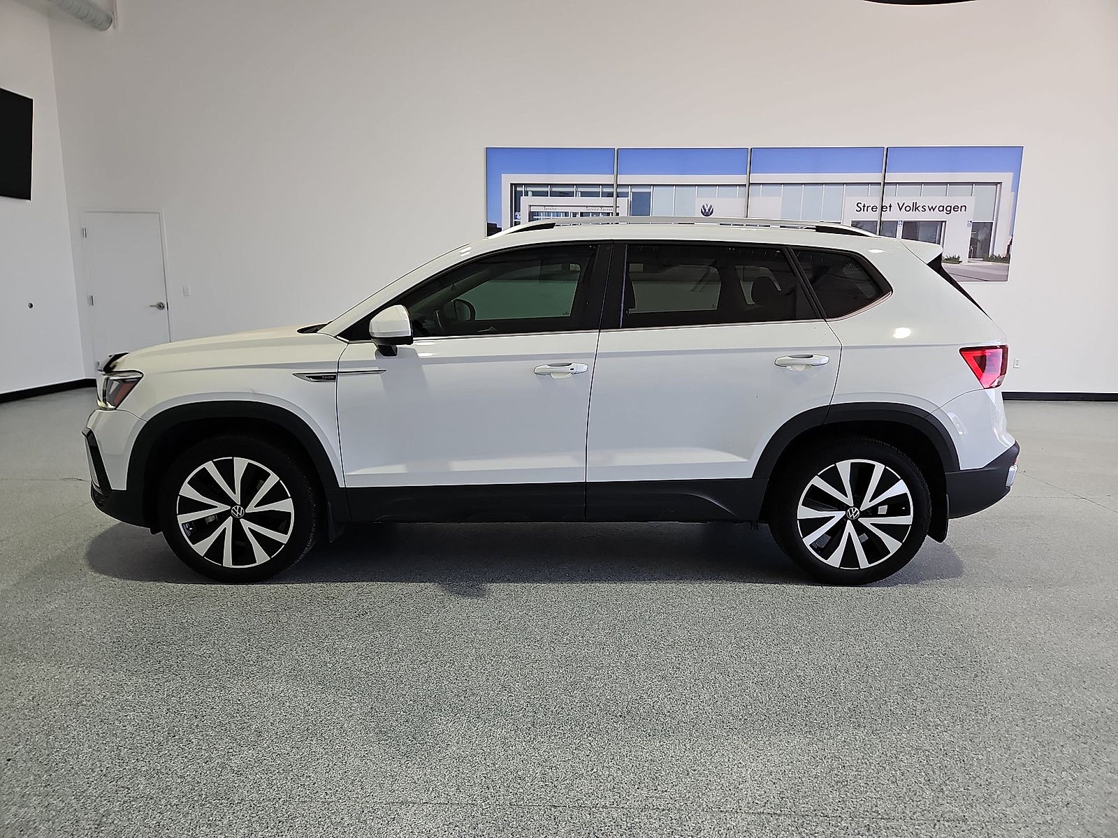 2023 Volkswagen Taos 1.5T SE