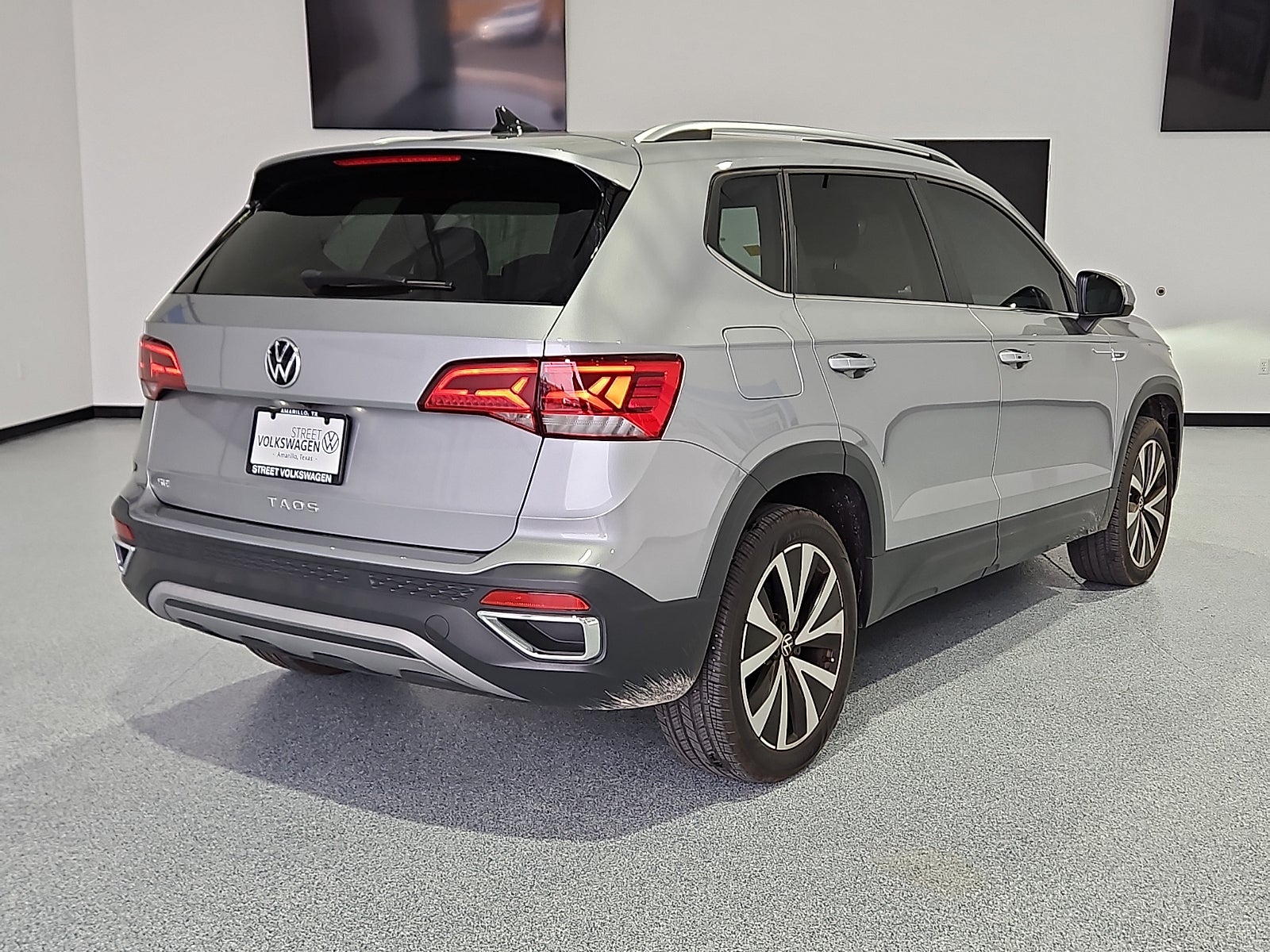 2023 Volkswagen Taos 1.5T SE