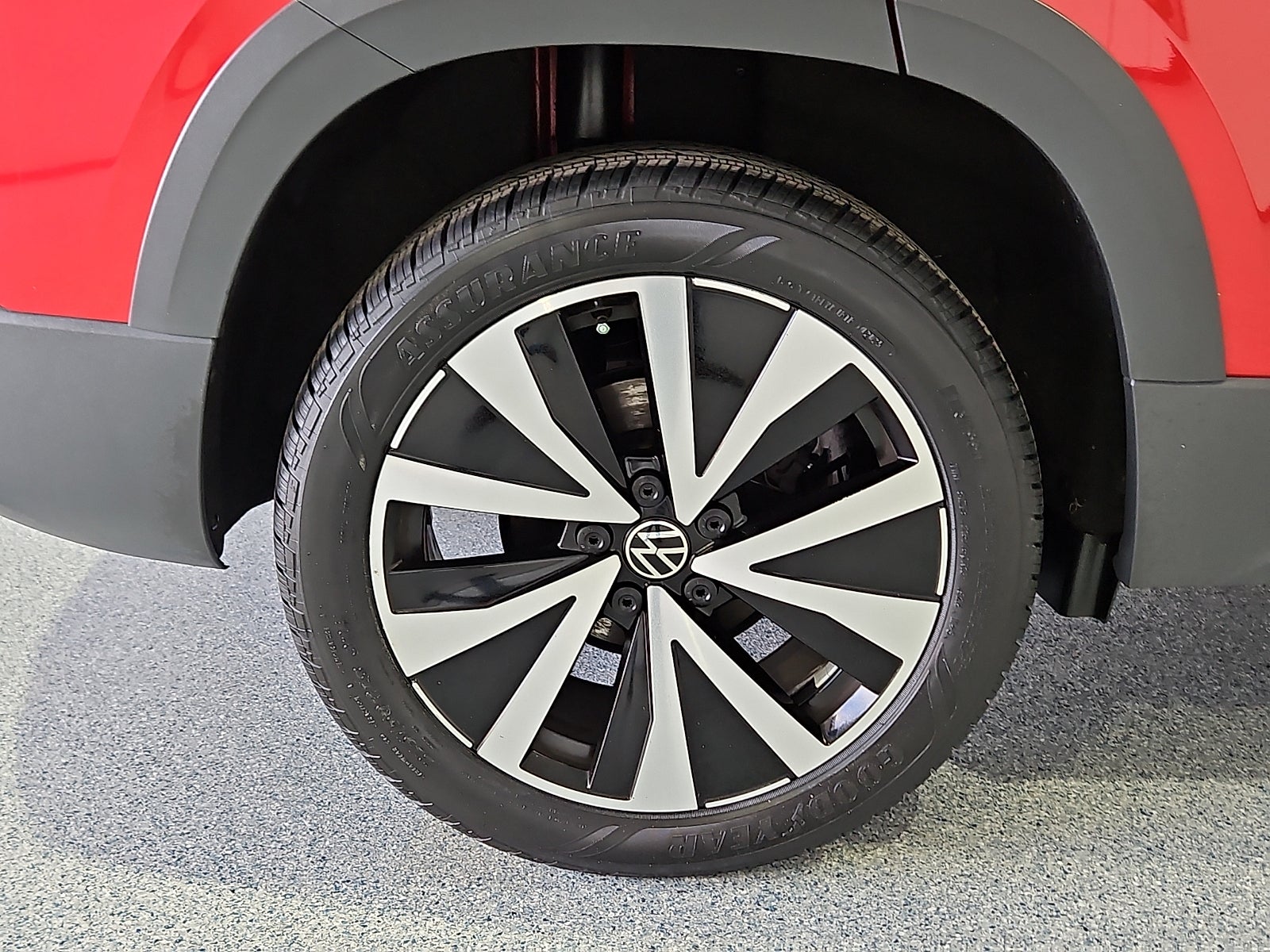 2023 Volkswagen Taos 1.5T SE