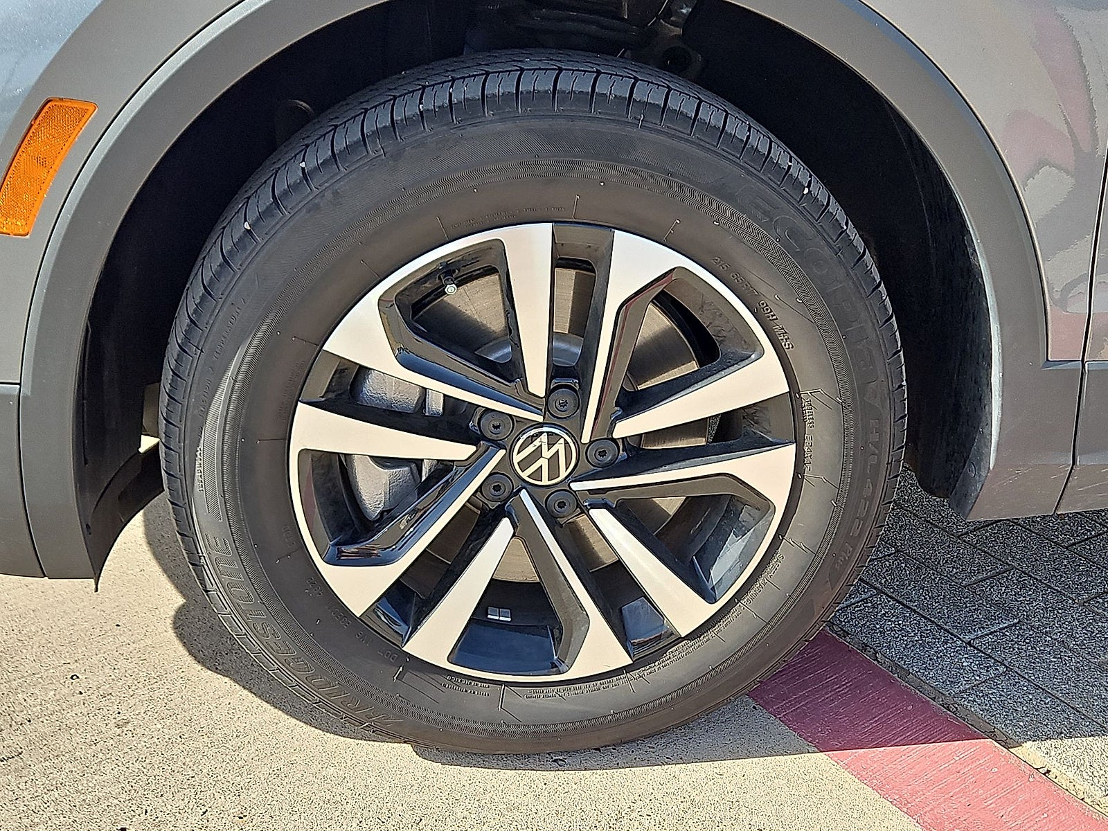 2023 Volkswagen Tiguan 2.0T S