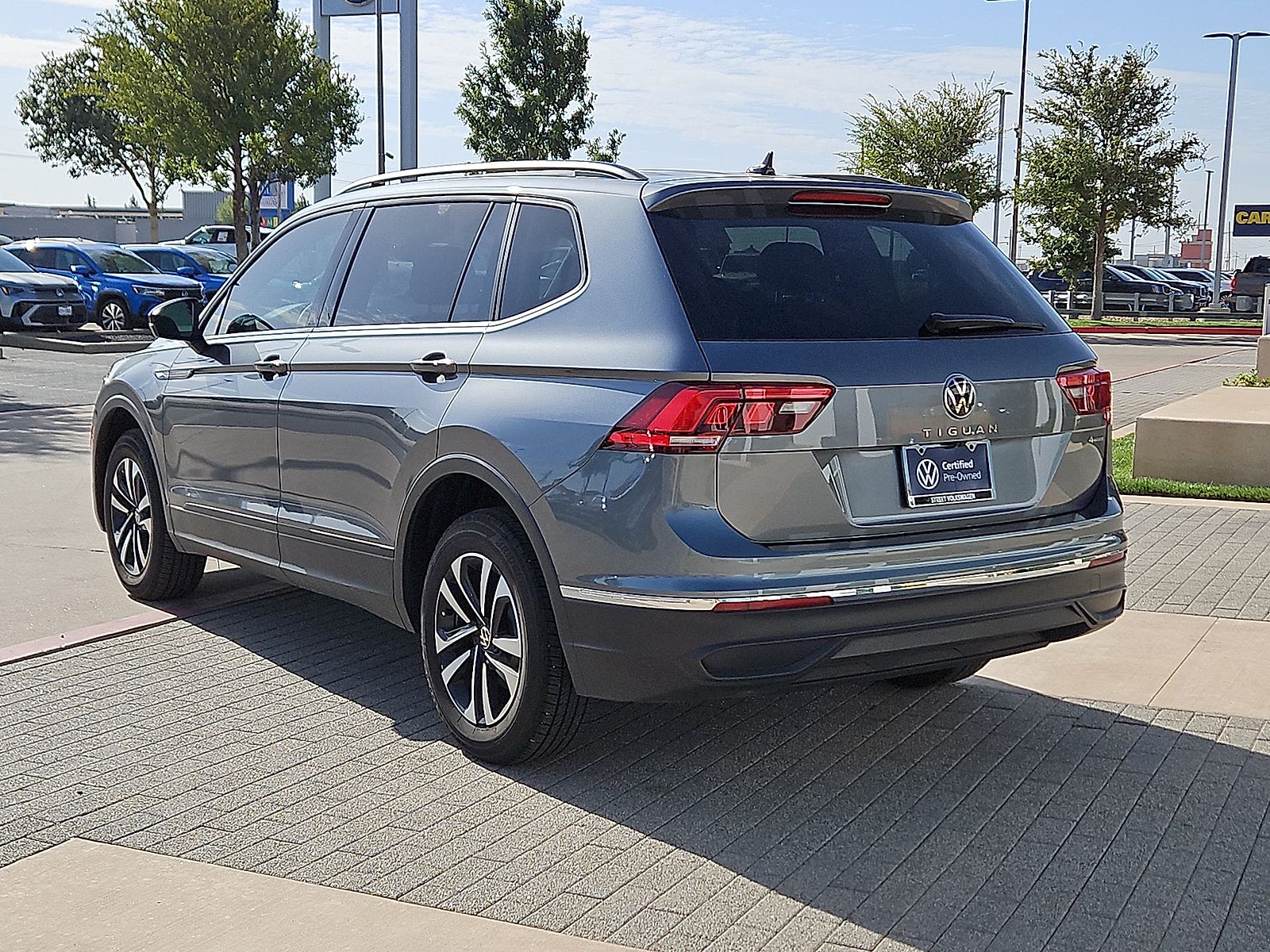 2023 Volkswagen Tiguan 2.0T S