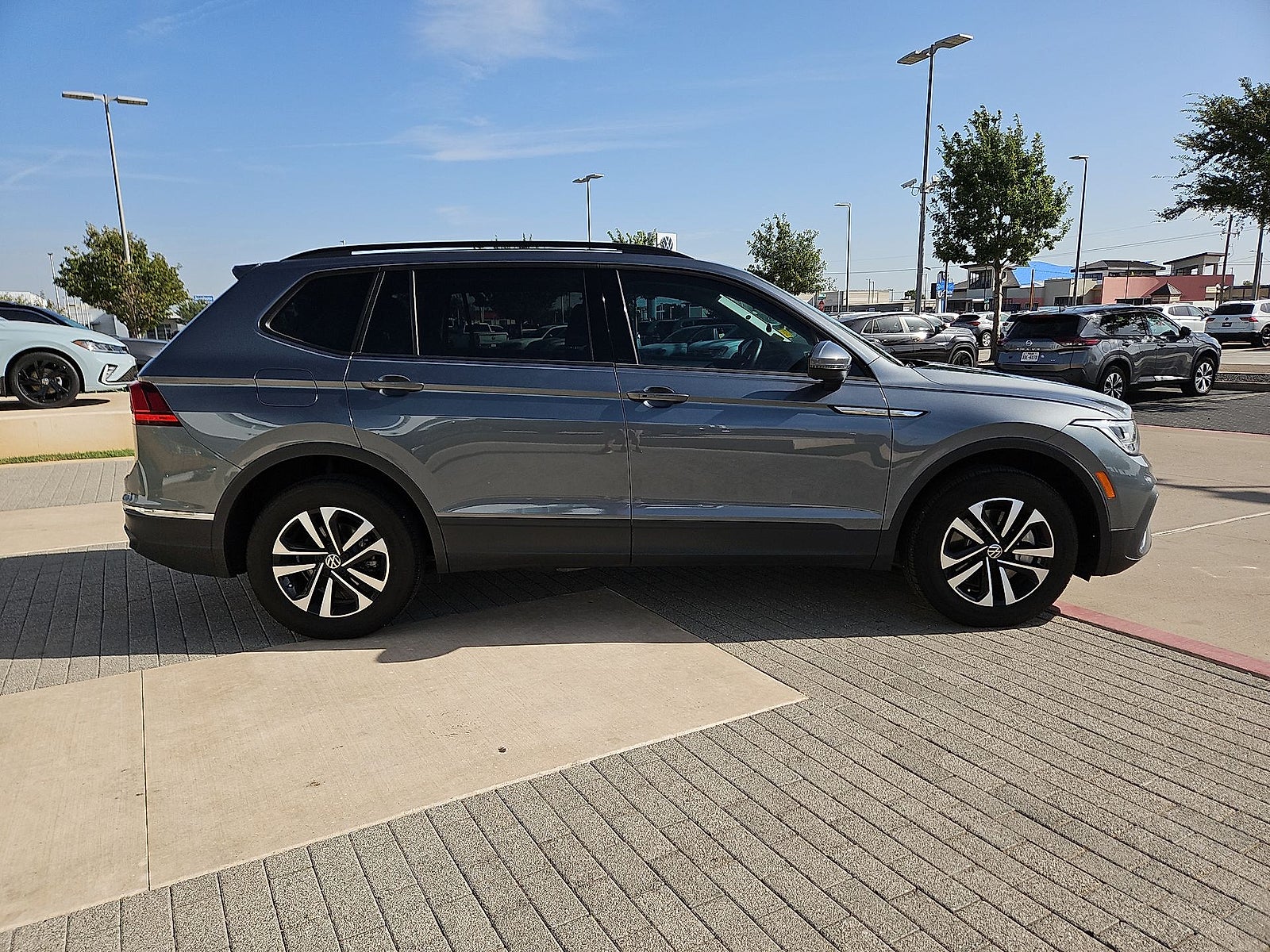 2023 Volkswagen Tiguan 2.0T S