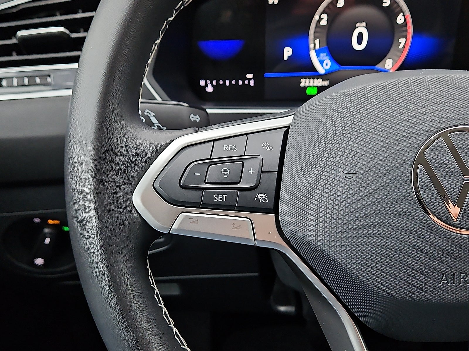 2024 Volkswagen Tiguan 2.0T S