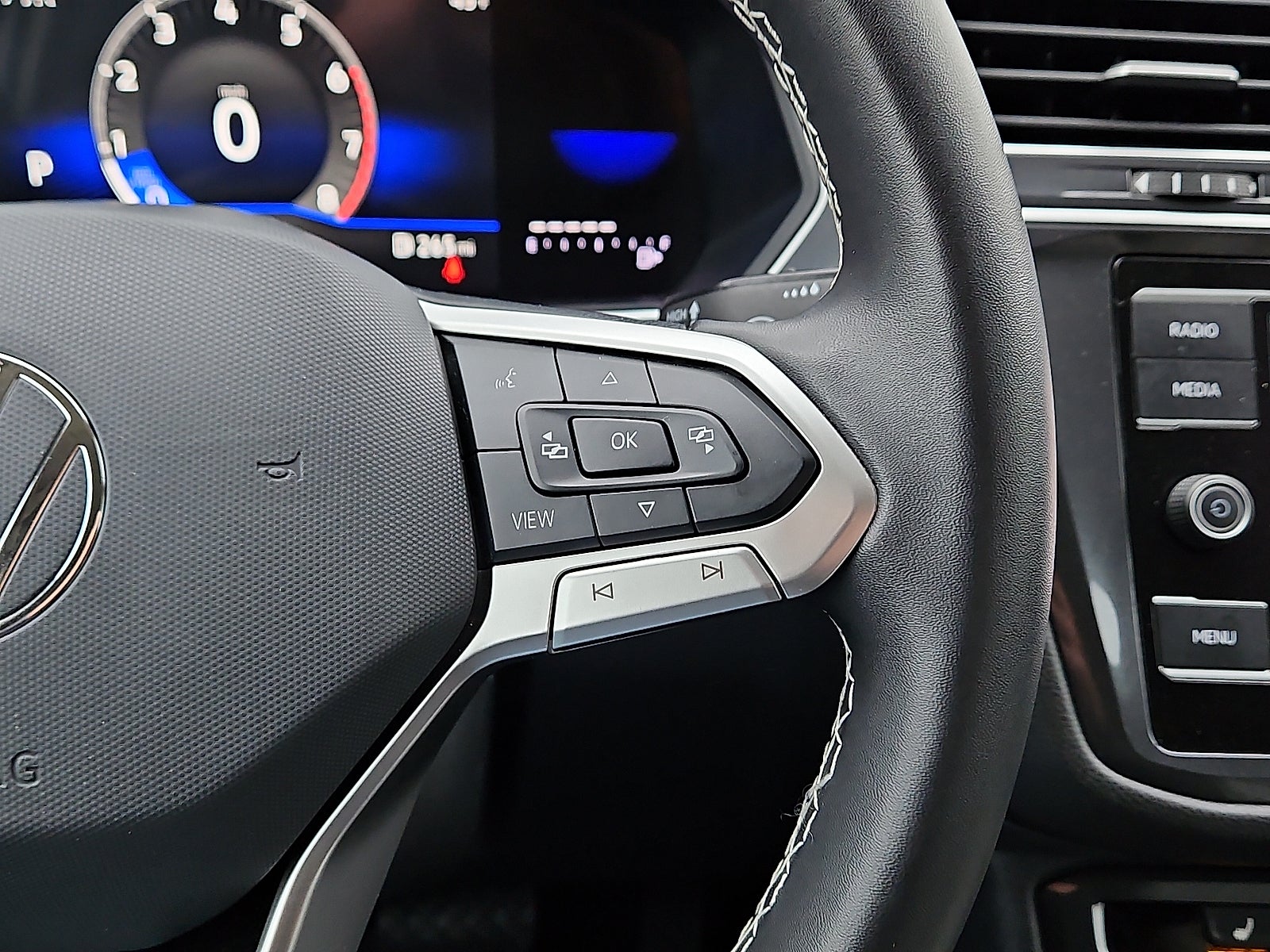 2024 Volkswagen Tiguan 2.0T S