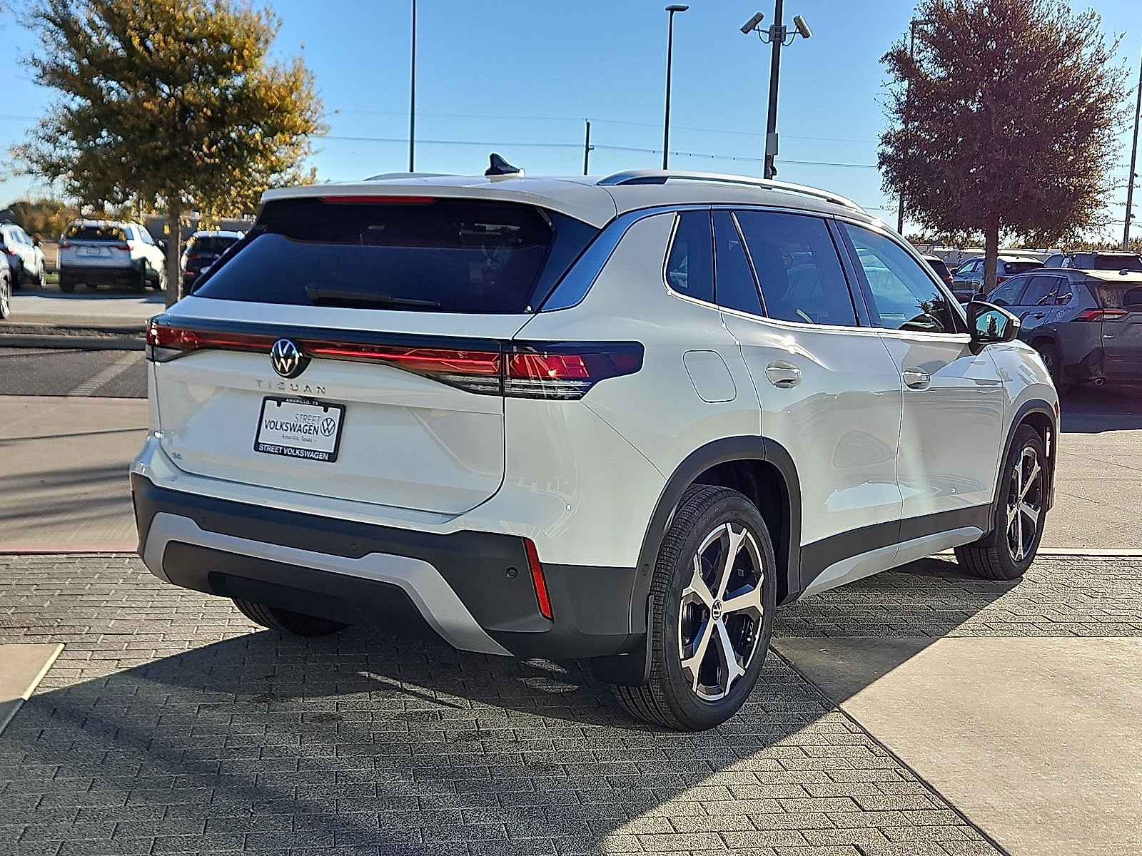 2026 Volkswagen Tiguan 2.0T SE