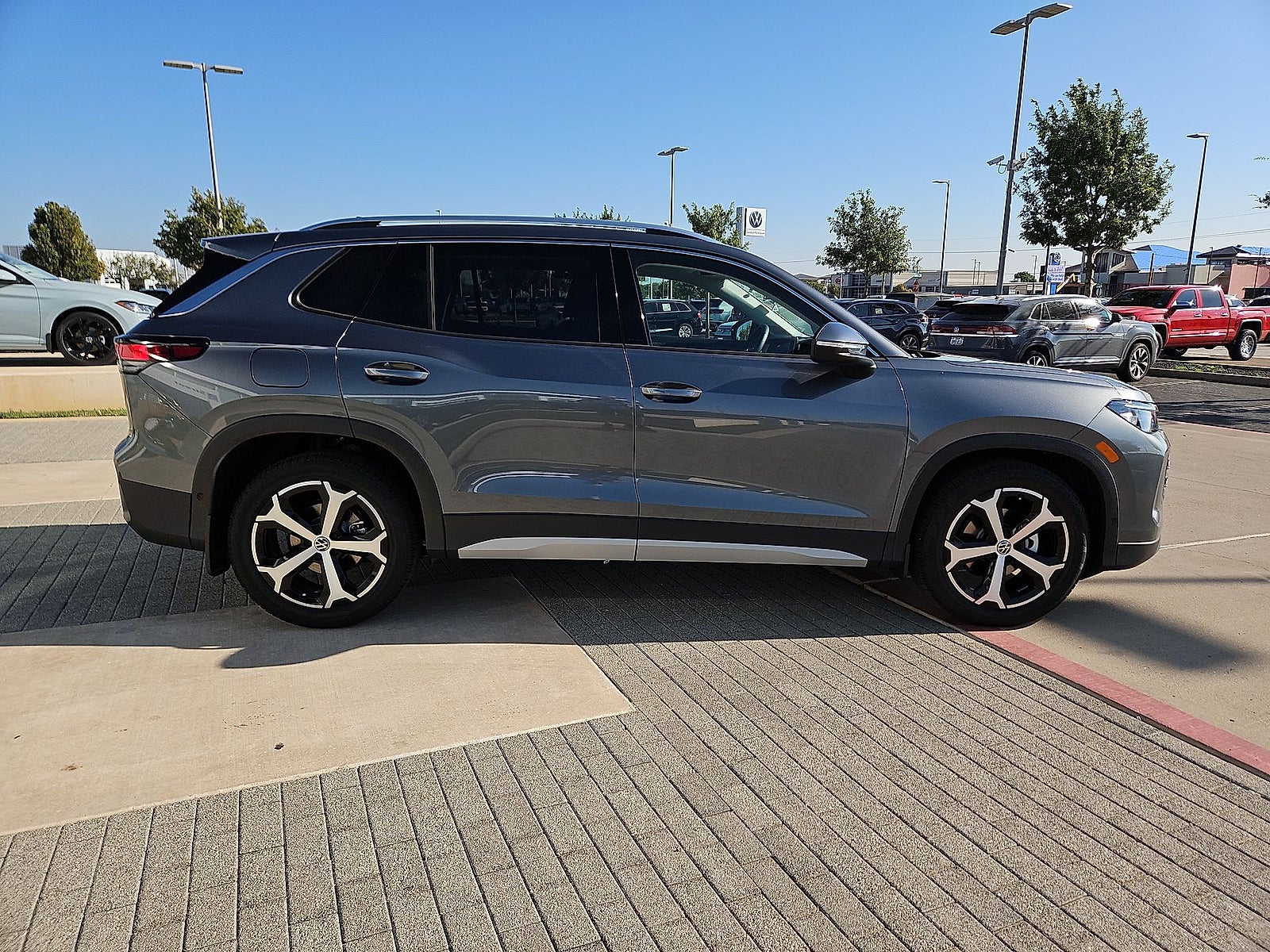2026 Volkswagen Tiguan SE