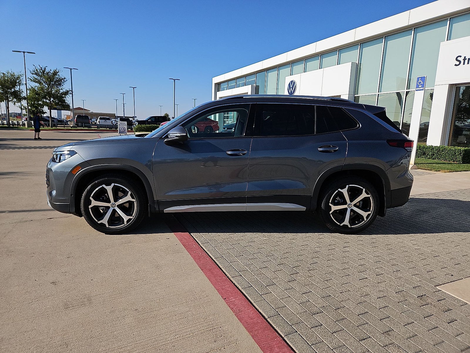 2026 Volkswagen Tiguan SE