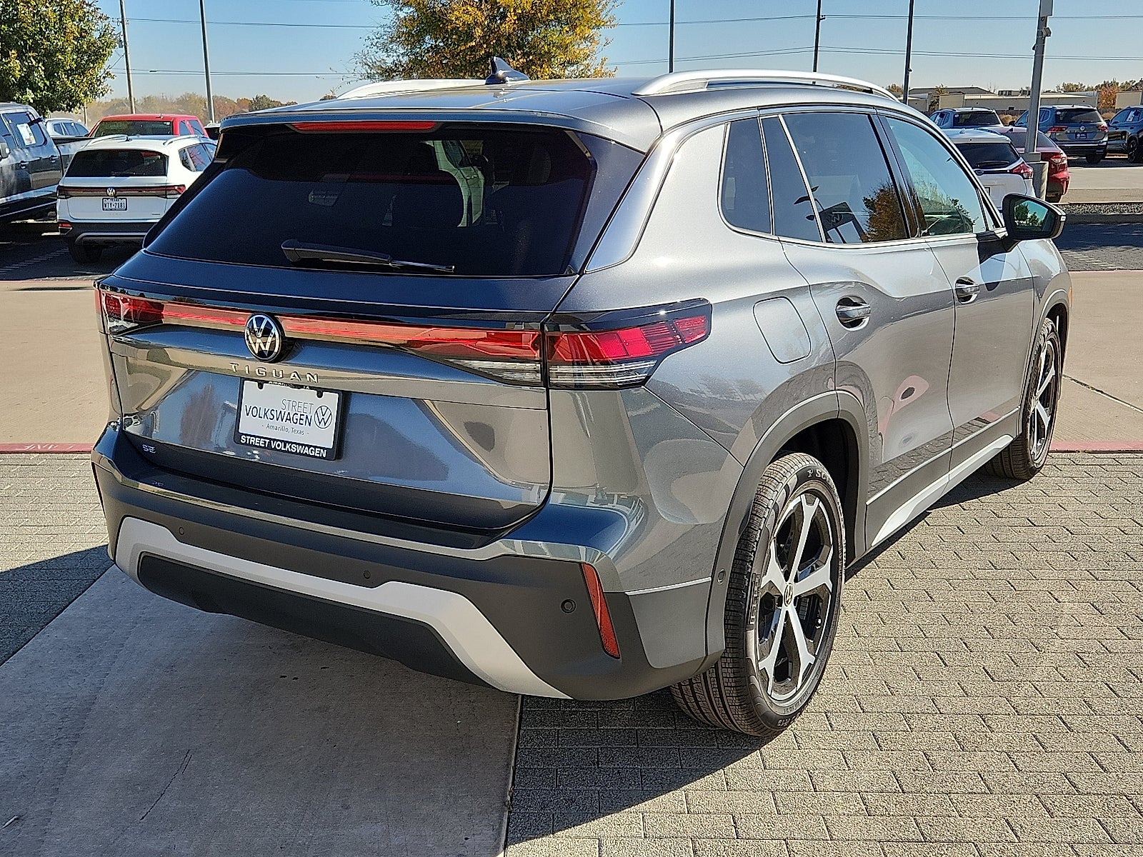 2026 Volkswagen Tiguan 2.0T SE