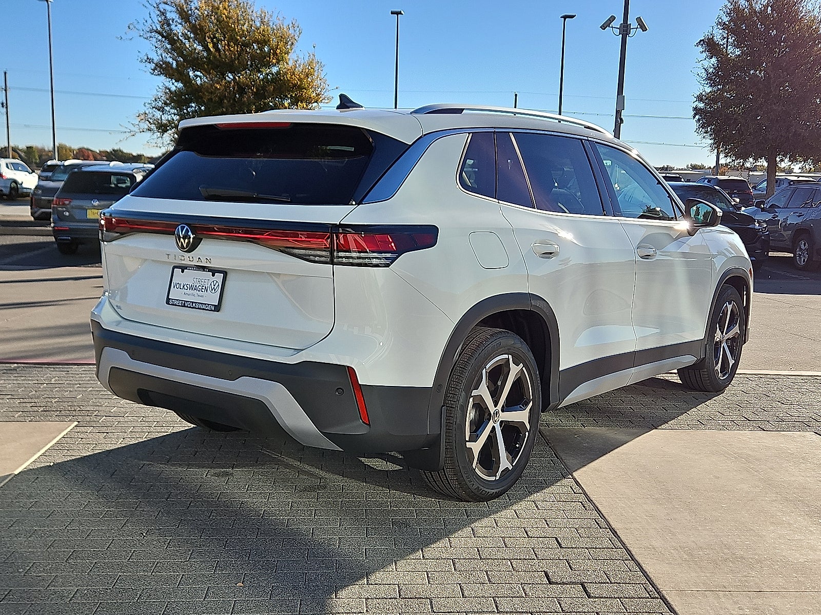 2026 Volkswagen Tiguan 2.0T SE