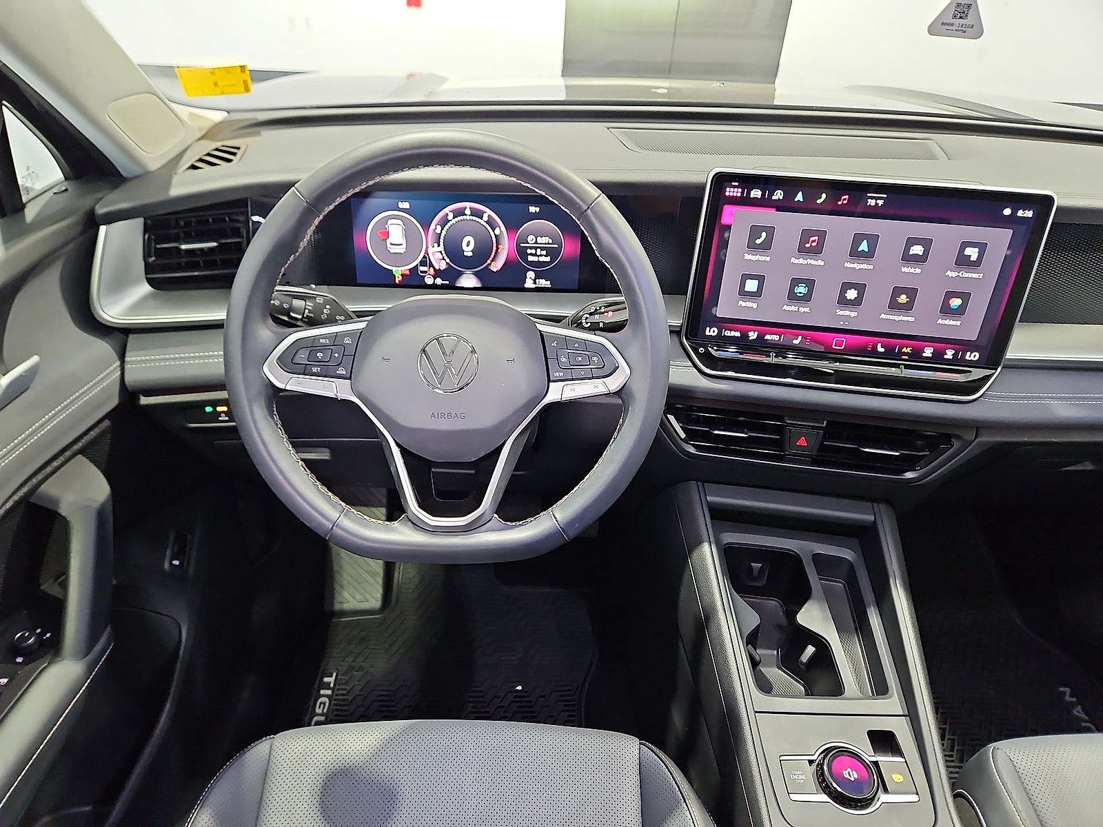 2025 Volkswagen Tiguan 2.0T SE
