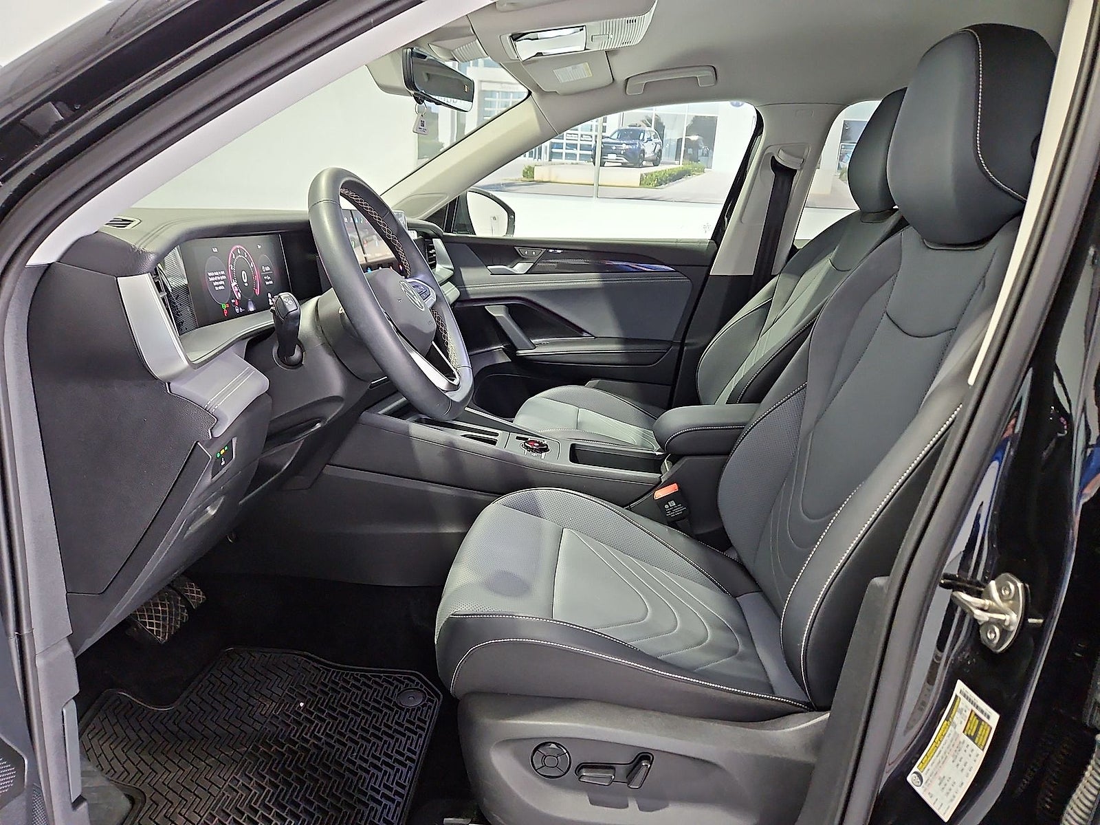2025 Volkswagen Tiguan 2.0T SE