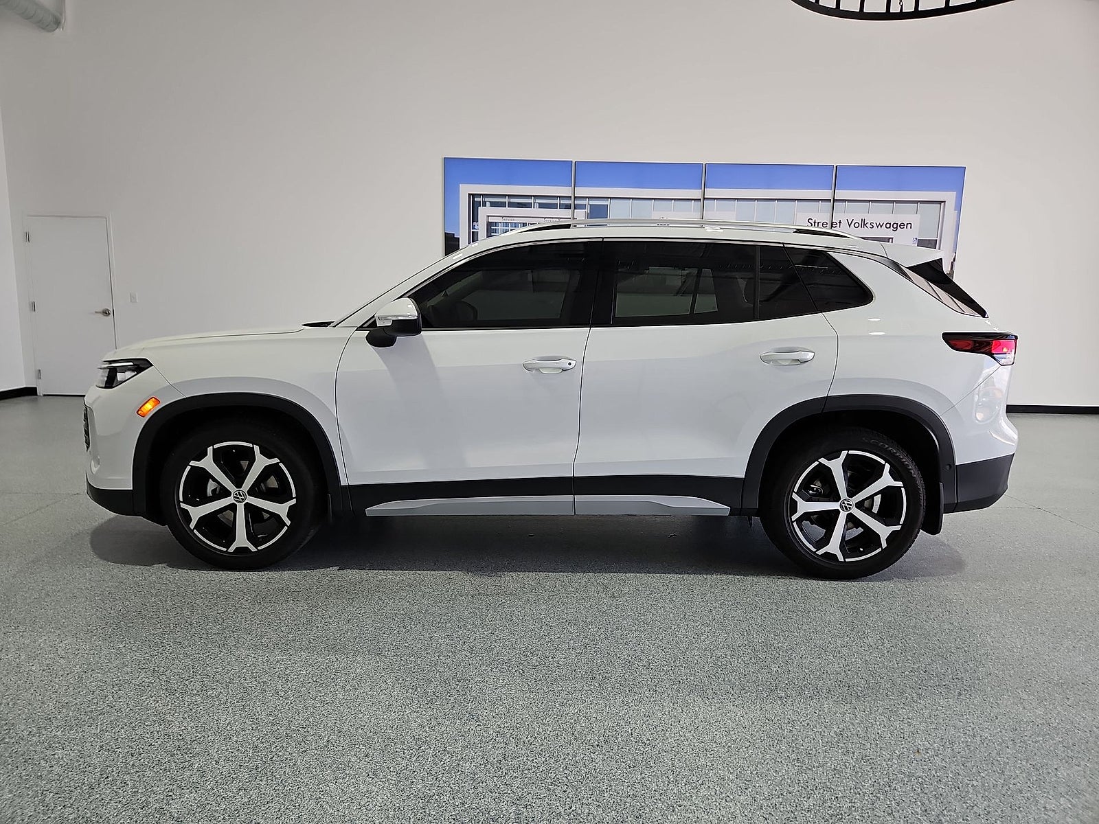 2026 Volkswagen Tiguan SE