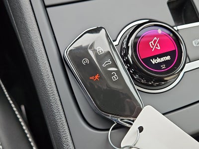 2025 Volkswagen Tiguan 2.0T SE