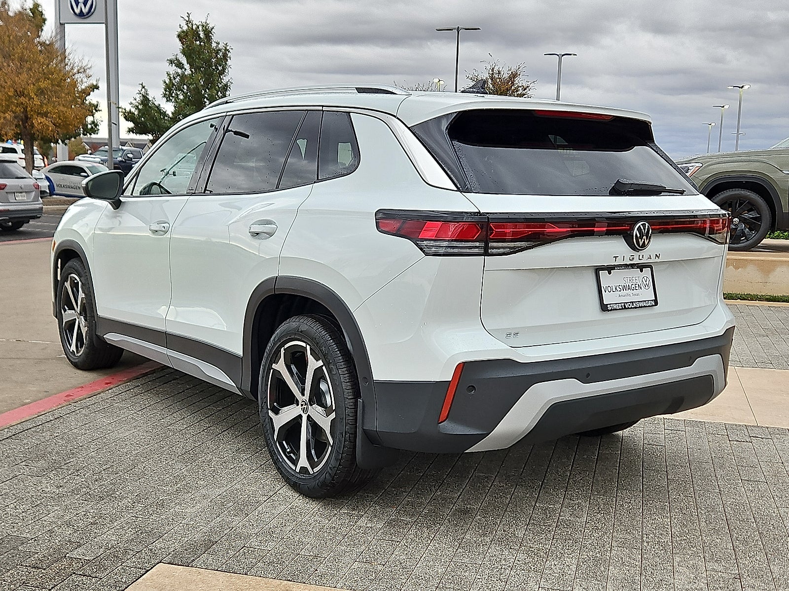 2026 Volkswagen Tiguan 2.0T SE