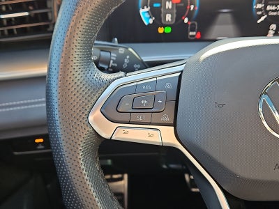 2025 Volkswagen Tiguan 2.0T SE R-Line Black