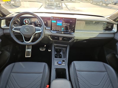 2025 Volkswagen Tiguan 2.0T SE R-Line Black