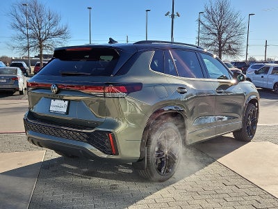 2026 Volkswagen Tiguan 2.0T SE R-Line Black