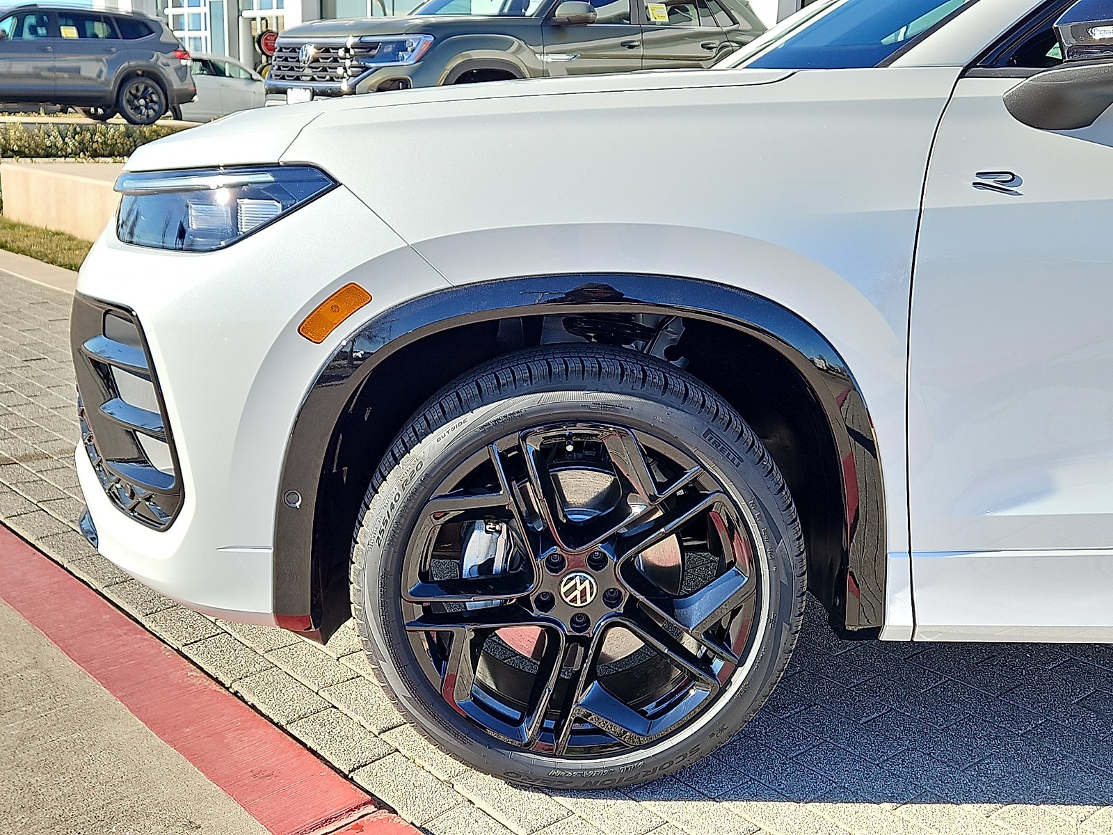 2025 Volkswagen Tiguan 2.0T SE R-Line Black