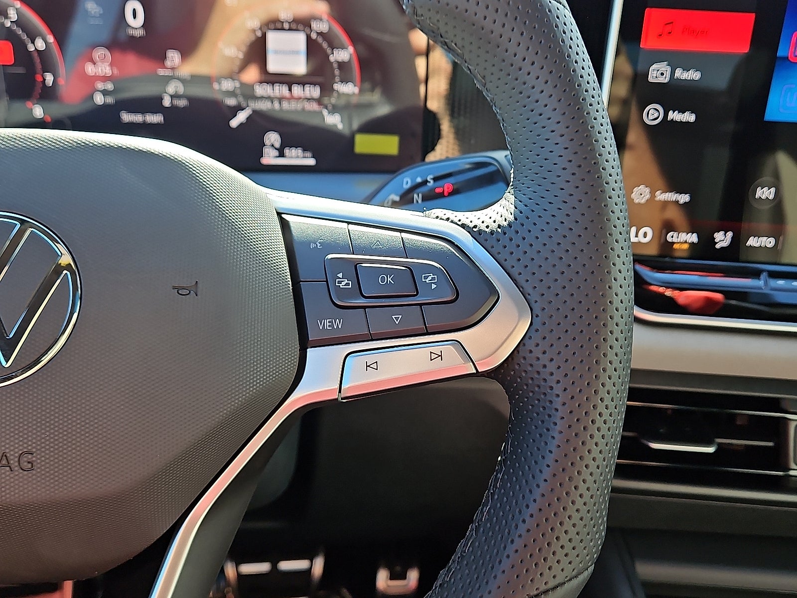 2026 Volkswagen Tiguan 2.0T SE R-Line Black