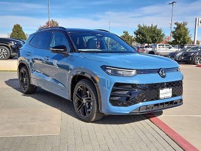 2026 Volkswagen Tiguan 2.0T SE R-Line Black