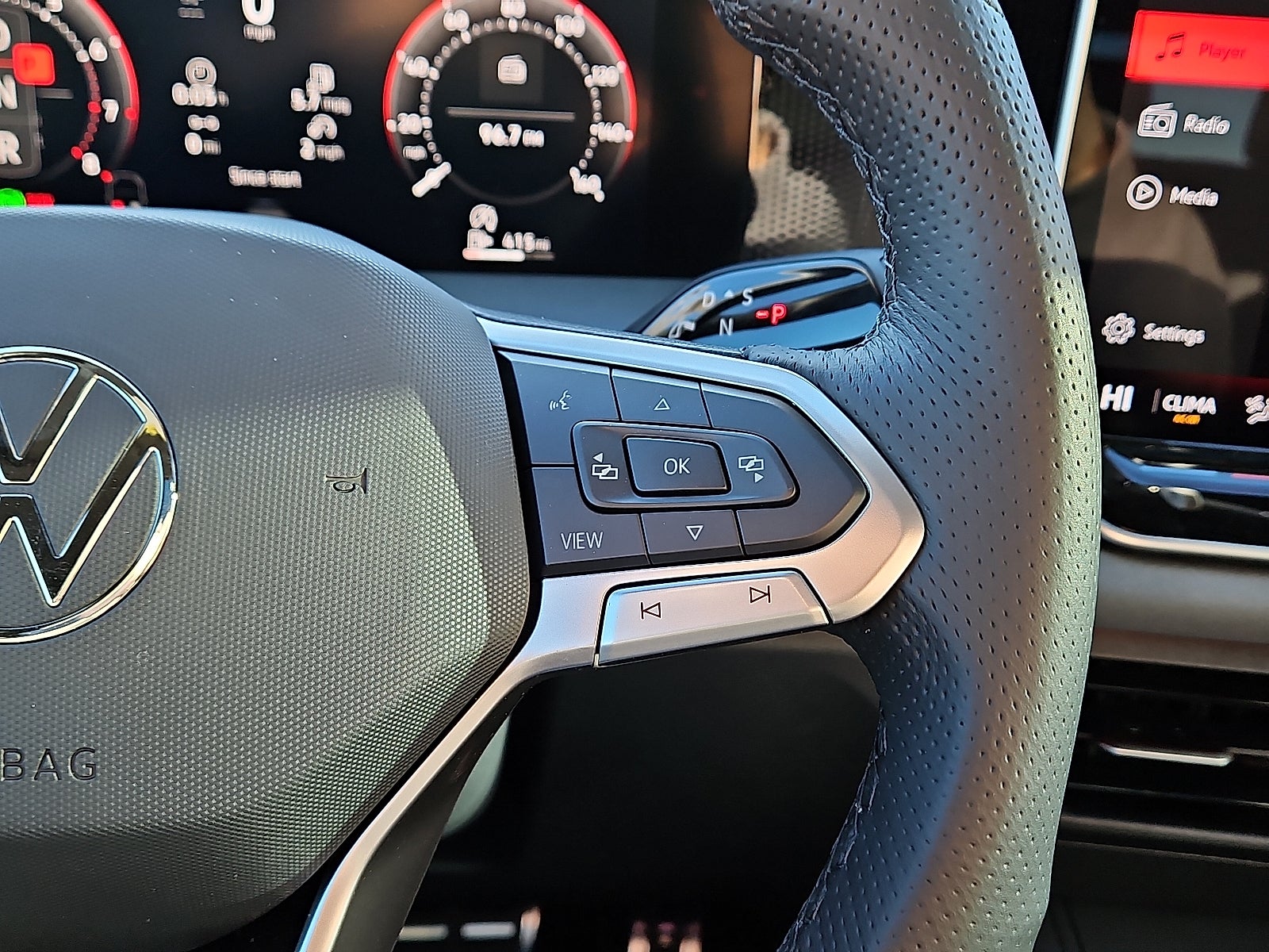 2026 Volkswagen Tiguan 2.0T SE R-Line Black