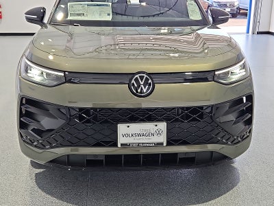 2026 Volkswagen Tiguan SE R-Line Black