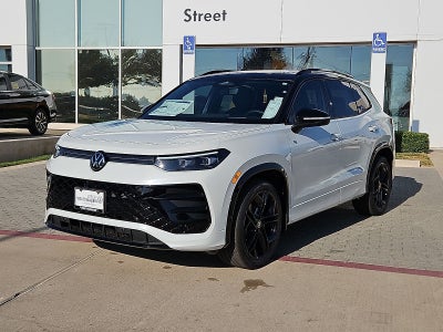 2026 Volkswagen Tiguan SE R-Line Black