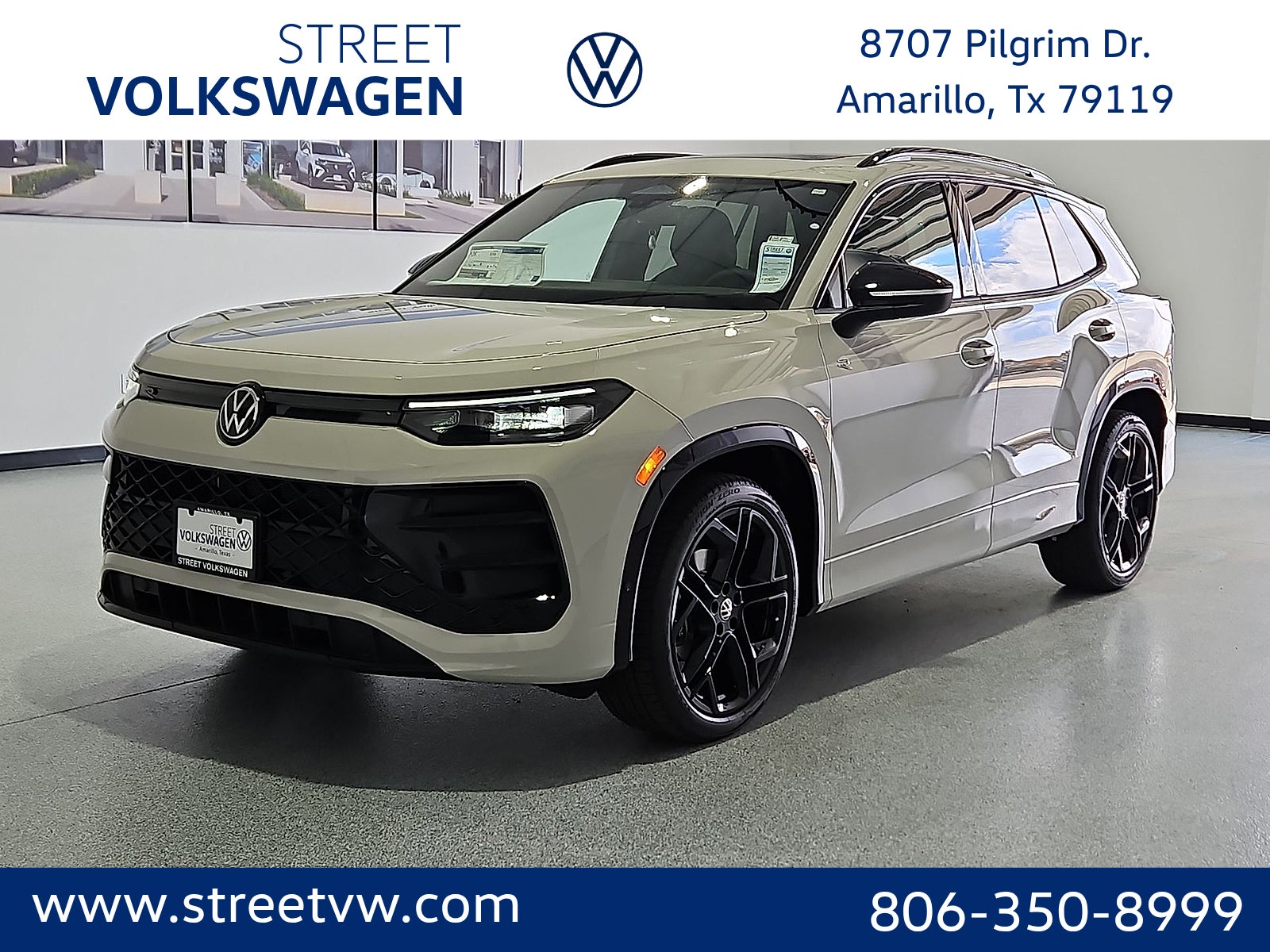 2026 Volkswagen Tiguan 2.0T SE R-Line Black's photo
