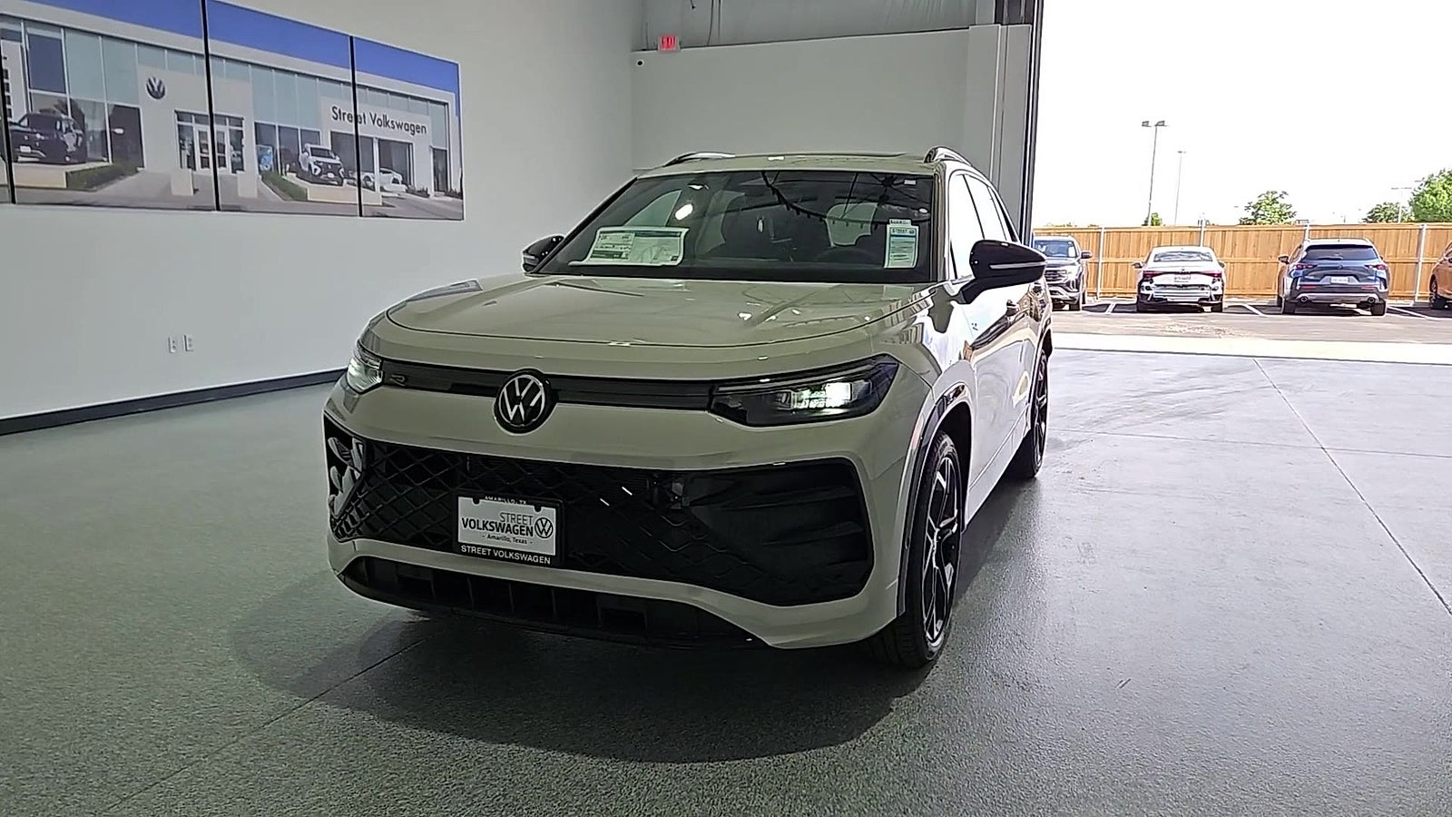 2026 Volkswagen Tiguan SE R-Line Black