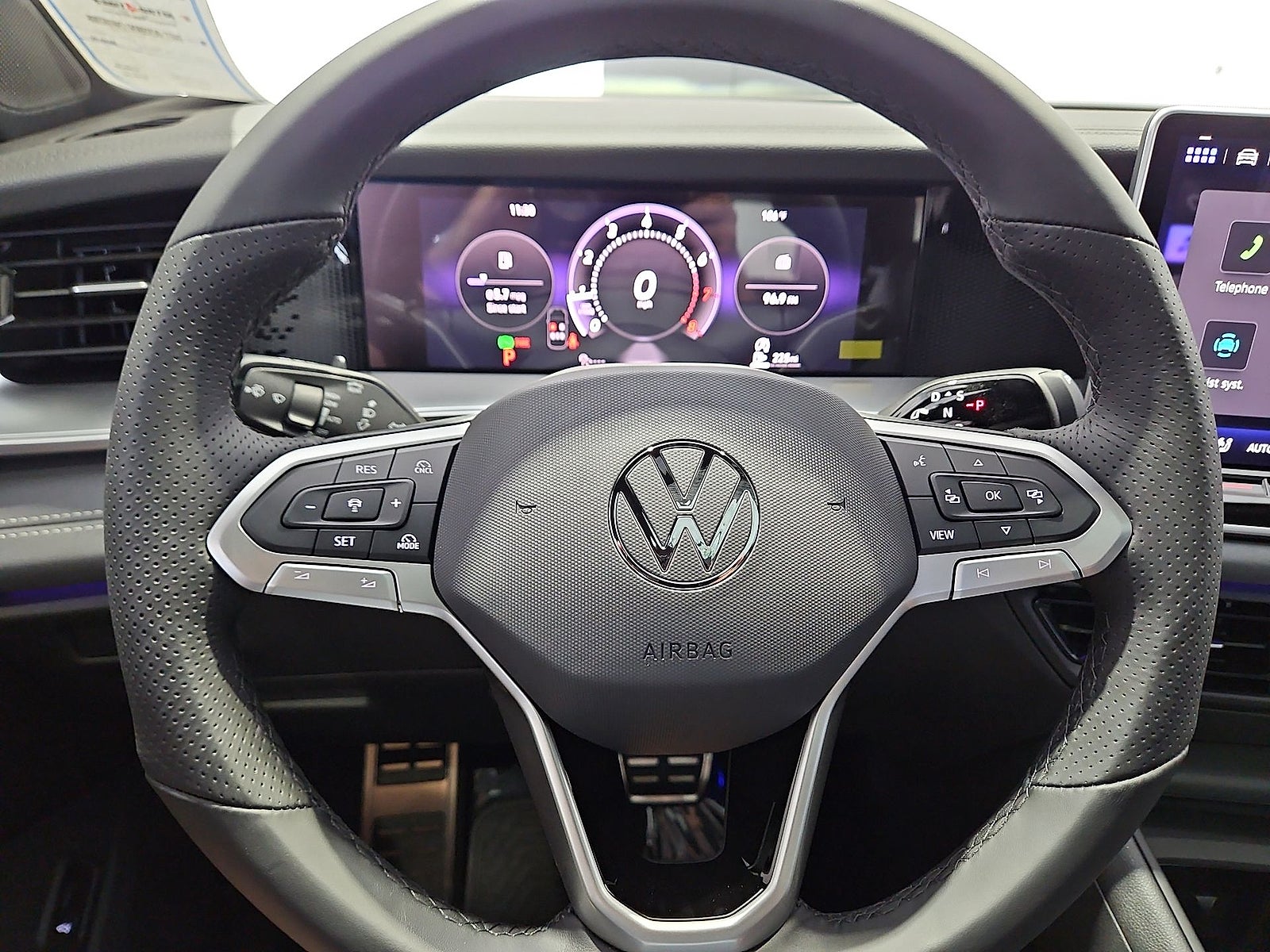 2026 Volkswagen Tiguan SE R-Line Black