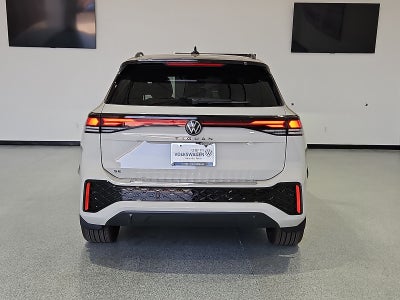 2026 Volkswagen Tiguan SE R-Line Black