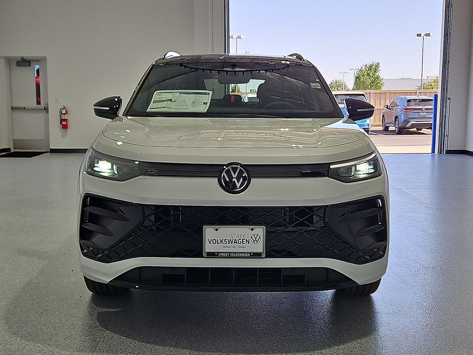 2026 Volkswagen Tiguan SE R-Line Black