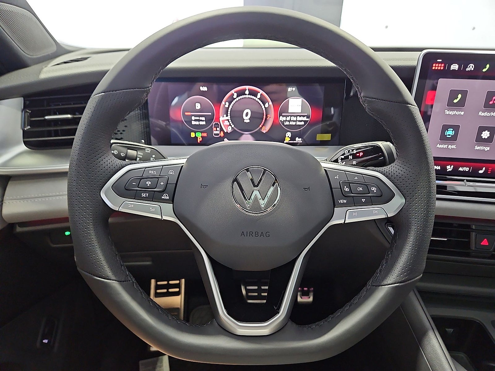 2026 Volkswagen Tiguan SE R-Line Black