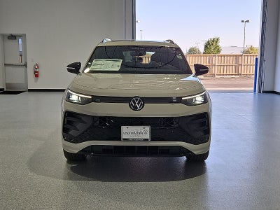 2026 Volkswagen Tiguan SE R-Line Black