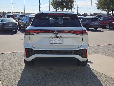 2026 Volkswagen Tiguan SE R-Line Black