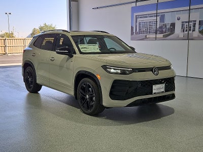 2026 Volkswagen Tiguan SE R-Line Black