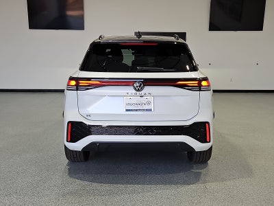 2026 Volkswagen Tiguan SE R-Line Black