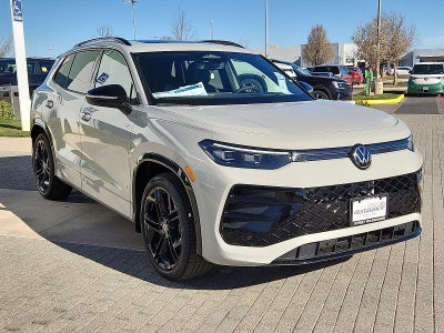 2026 Volkswagen Tiguan 2.0T SE R-Line Black