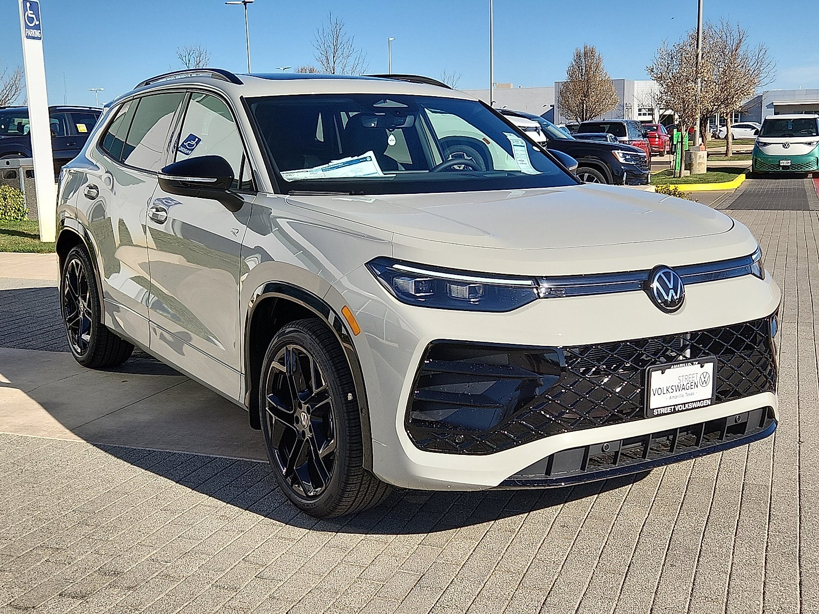 2026 Volkswagen Tiguan 2.0T SE R-Line Black